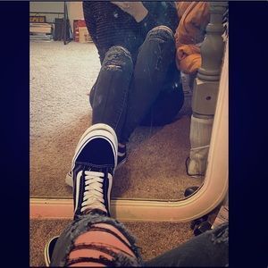 Distressed high rise American eagle gray jeans